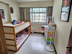 Blk 428A Floral Spring @ Yishun (Yishun), HDB 5 Rooms #574552581